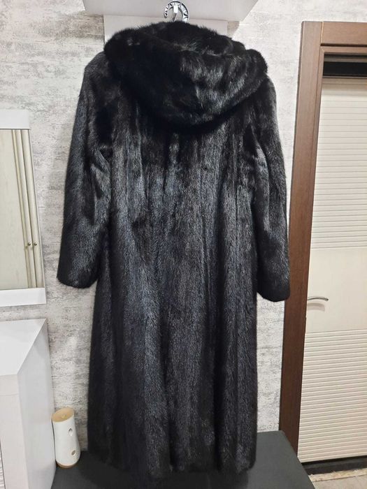 Шуба норковая с капюшоном