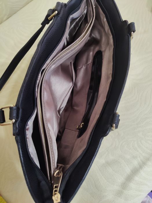 Дамска чанта - нова