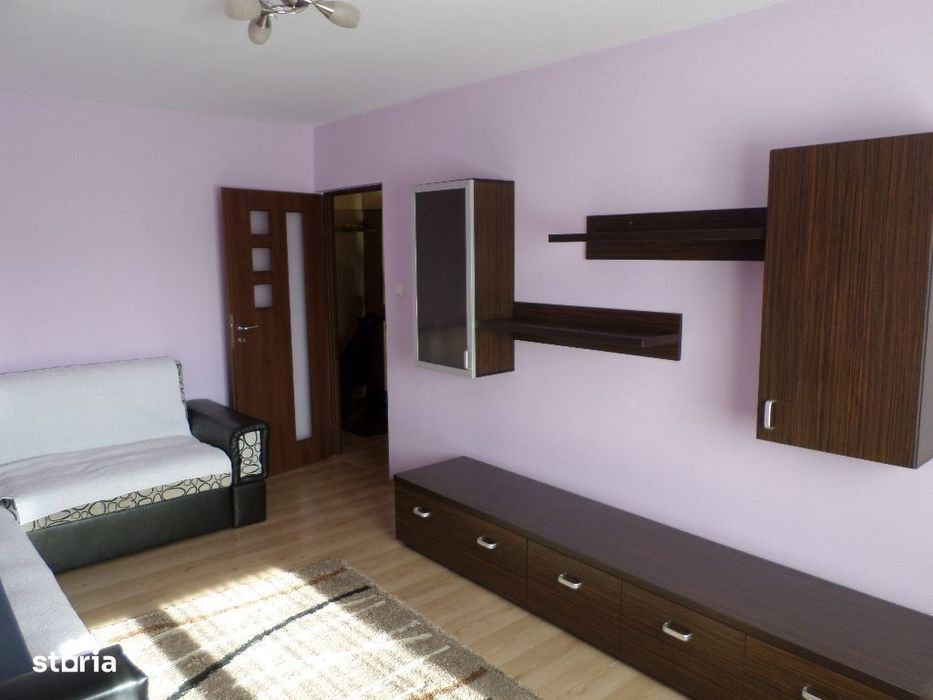Inchiriere apartament 3 camere in Ploiesti, zona Mihai Bravu — fotografia 1