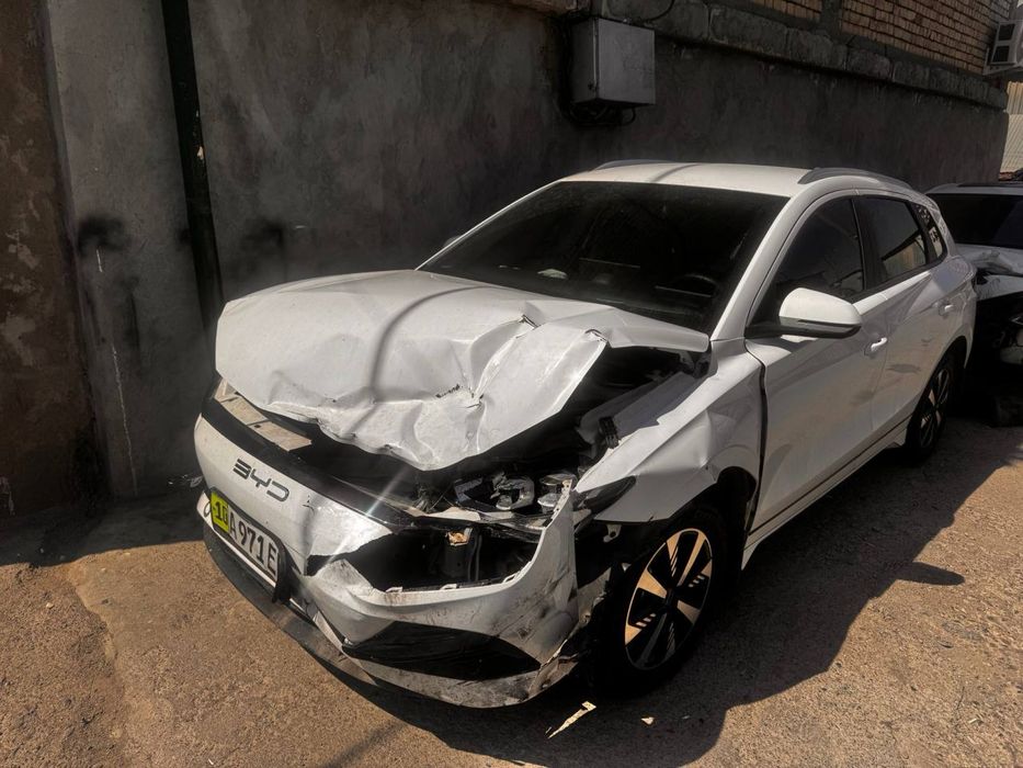 Byd e2 avariniy
