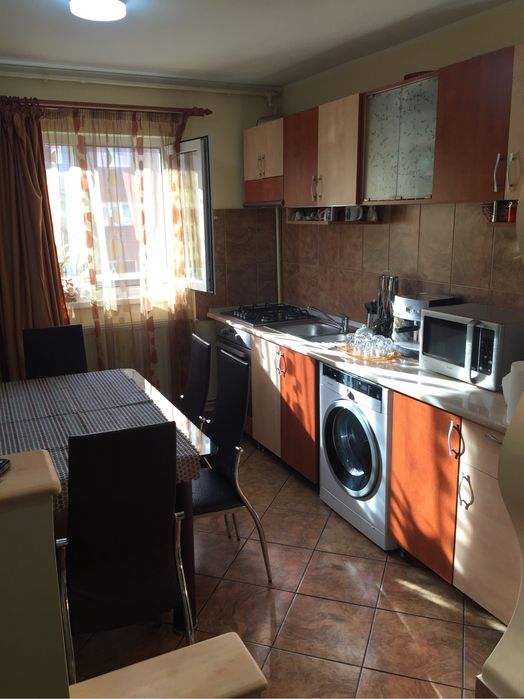 PROPRIETAR! Apartament 2 Camere CETATE Piața!