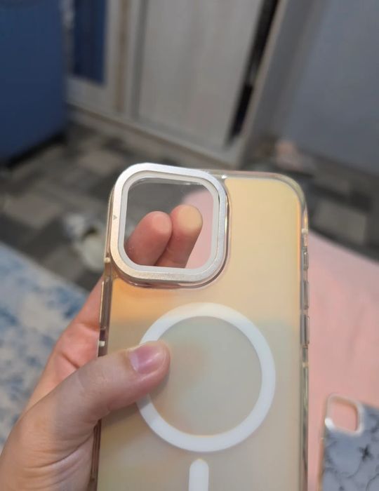 Чехлы на iPhone 16 pro max