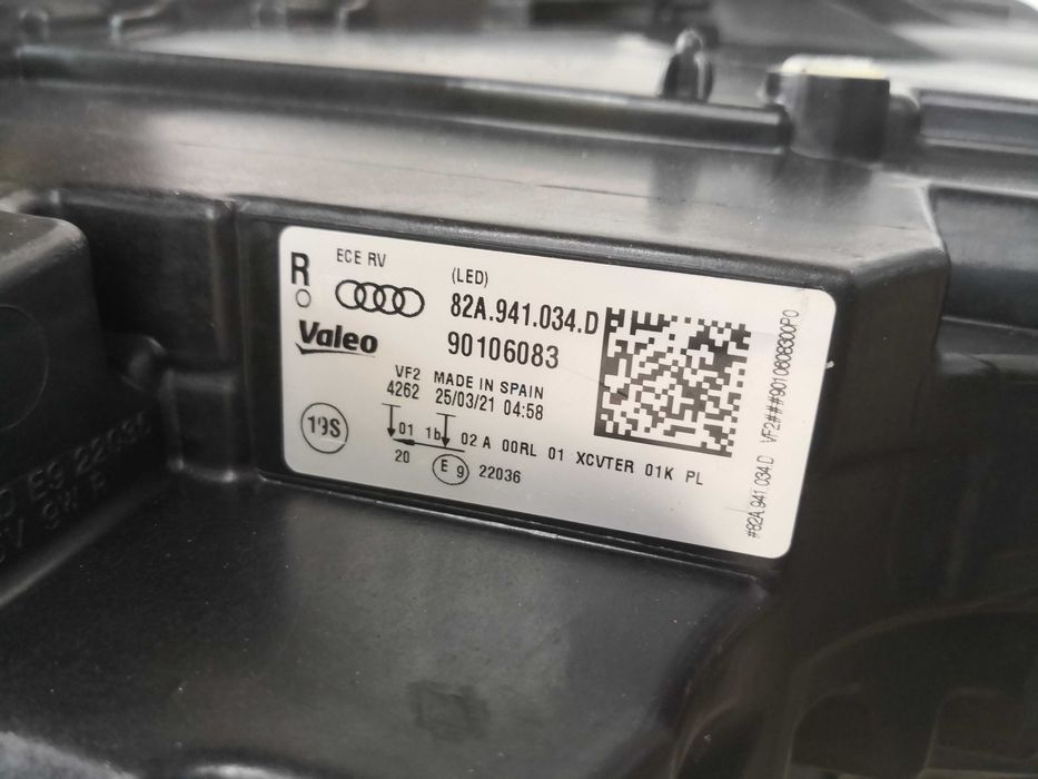 Фарове Audi A1 FULL LED/Фарове Ауди А1/Фар Audi A1 Оригинални