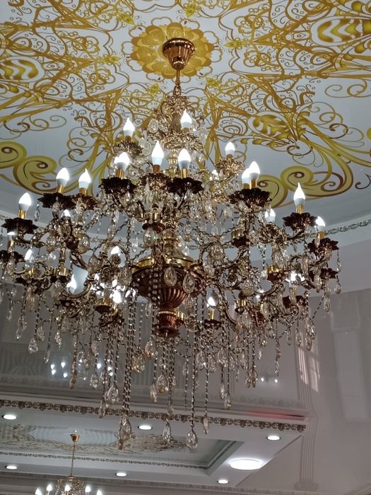 Люстра диаметр 1.2м и высота 1.7м