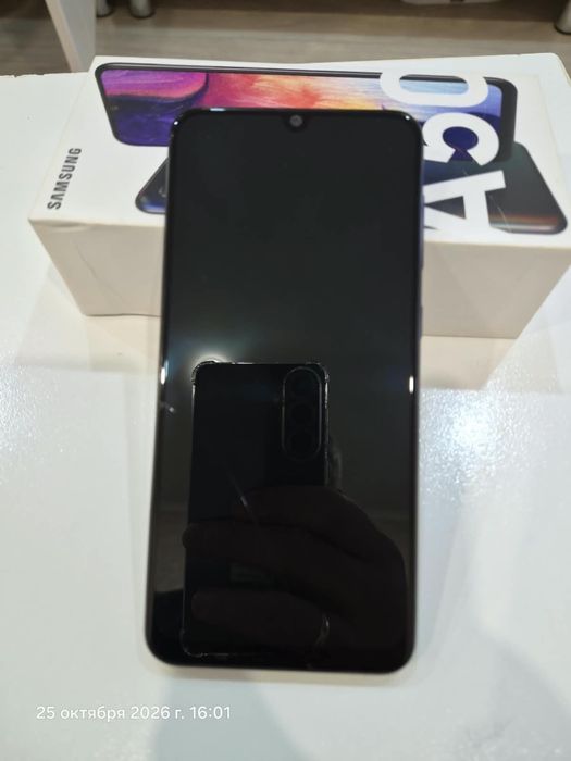 Samsung Galaxy A50 | 64 ГБ
