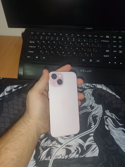 Продам iPhone 15