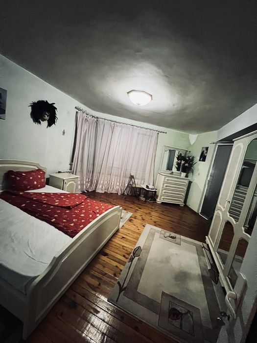 Отдавам 2 стай от луксозна къща под наем