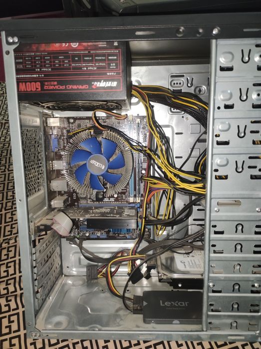 Protsessor Model: ASUS Monitor Model:HP