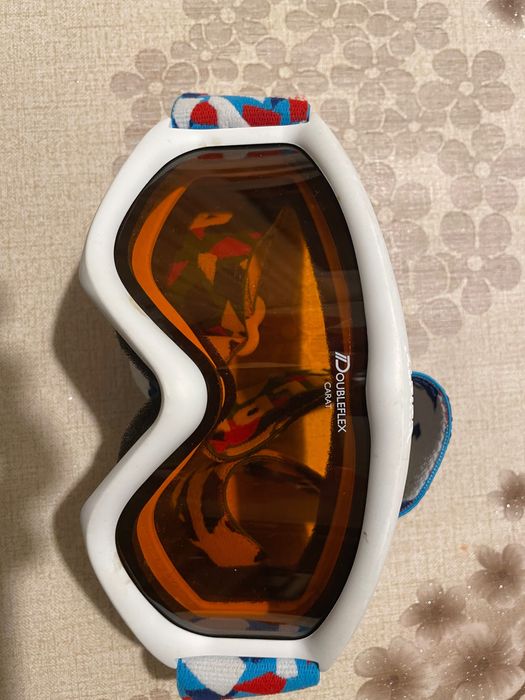 Продавам детска ски маска Alpina