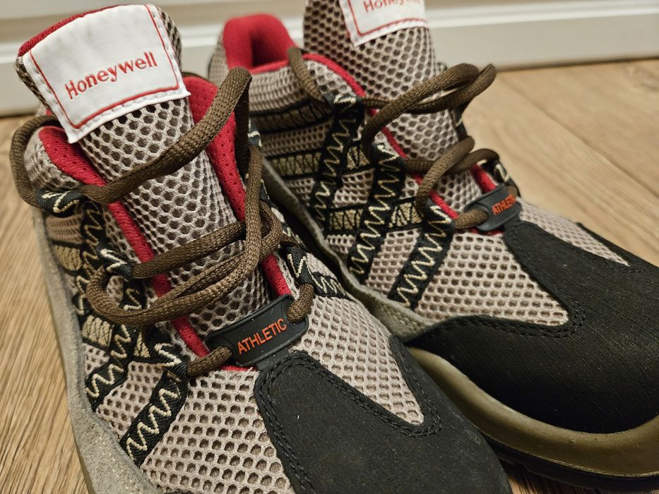 Pantofi cu protecție Honeywell 42