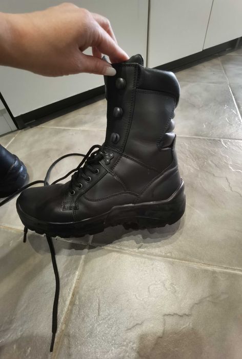 Мъжки кожени кубинки