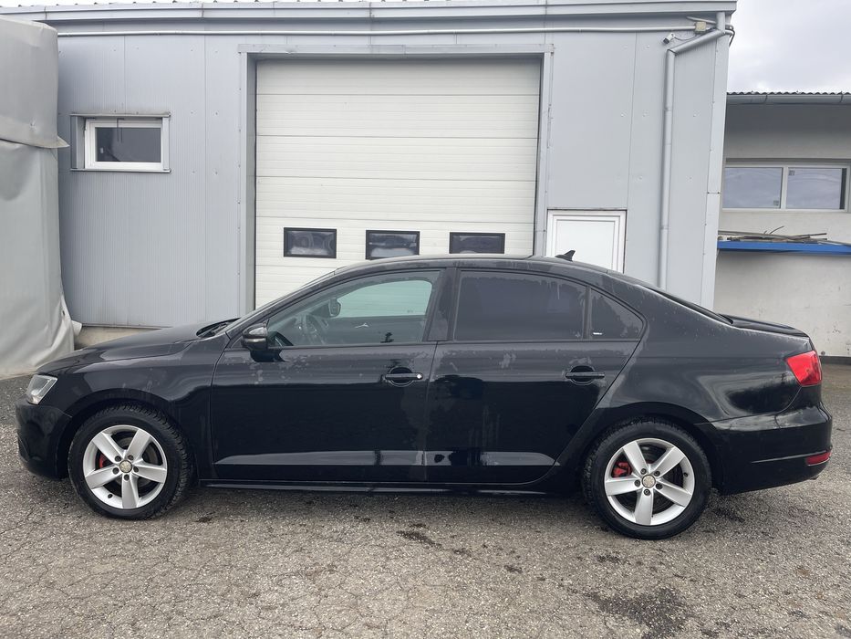 VOLKSWAGEN Jetta 2011 — imagine 2