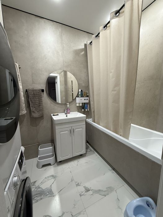 Продам квартиру 4х комнатную