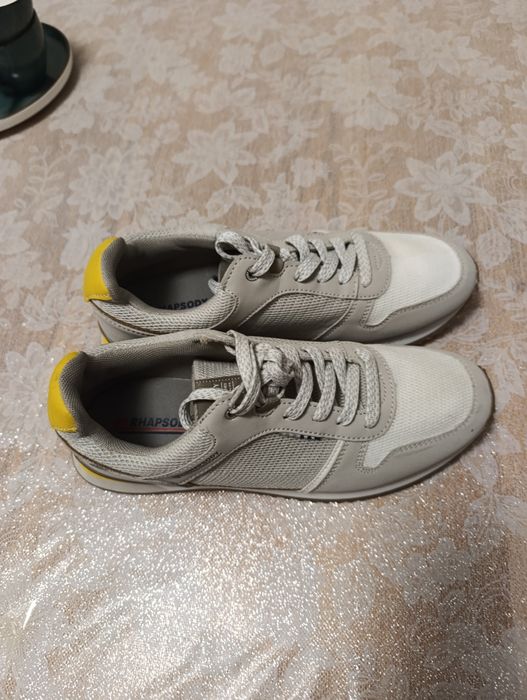 продам  новые  кроссовки