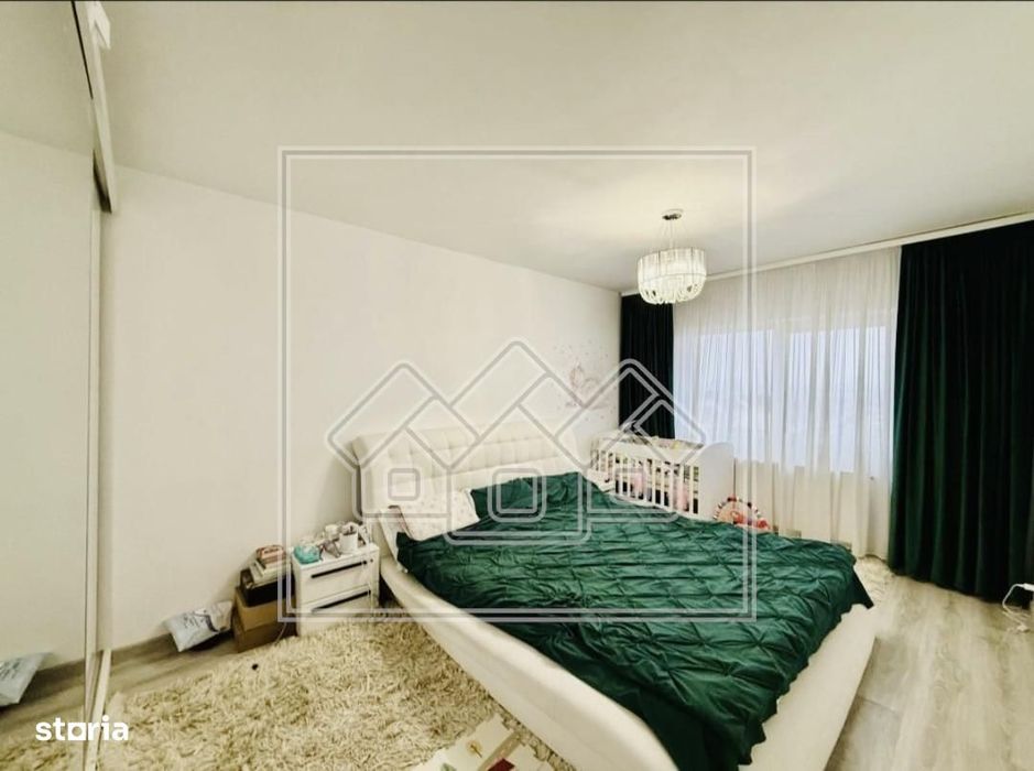 Ap cu 2 camere si balcon, 50 mp, balcon, zona Vasile Aaron — fotografia 3