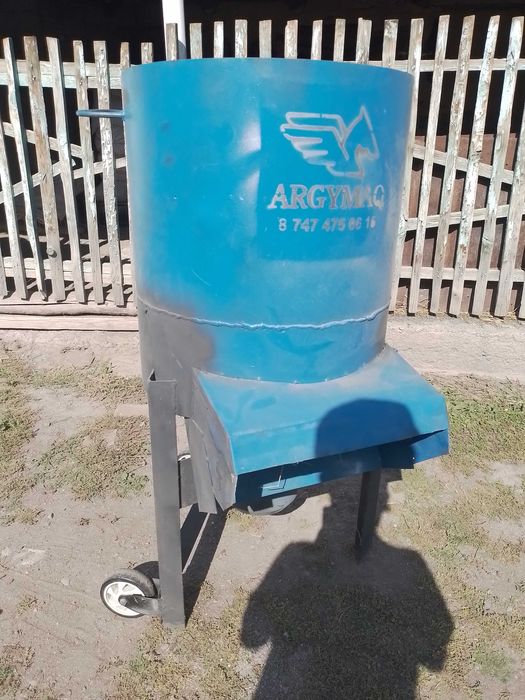 Дробилка для сена и корма