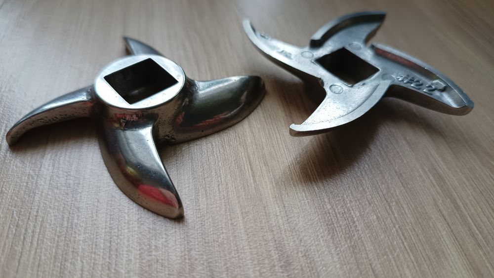 Site inox mașină tocat 22 și cutit