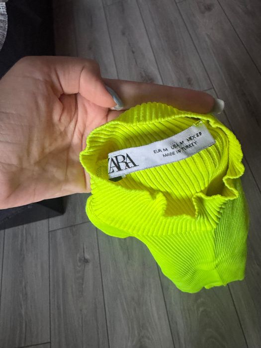 Топове, дънки и блузи HM, Bershka, Pull&Bear