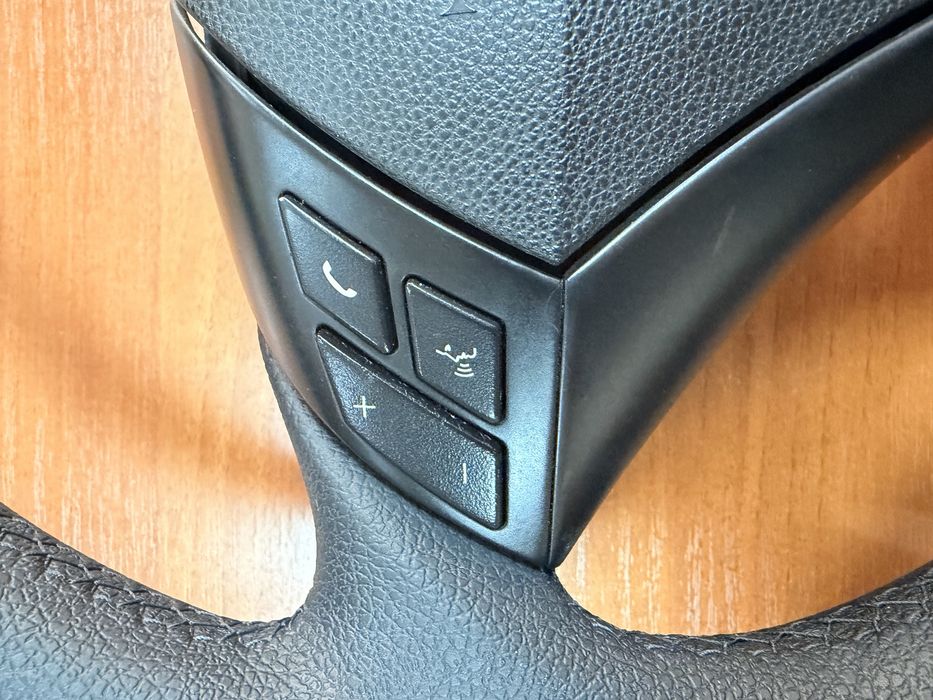 Продам руль BMW E60 2006г.в. Рест.