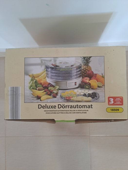 Aparat pentru deshidratat fructe/legume