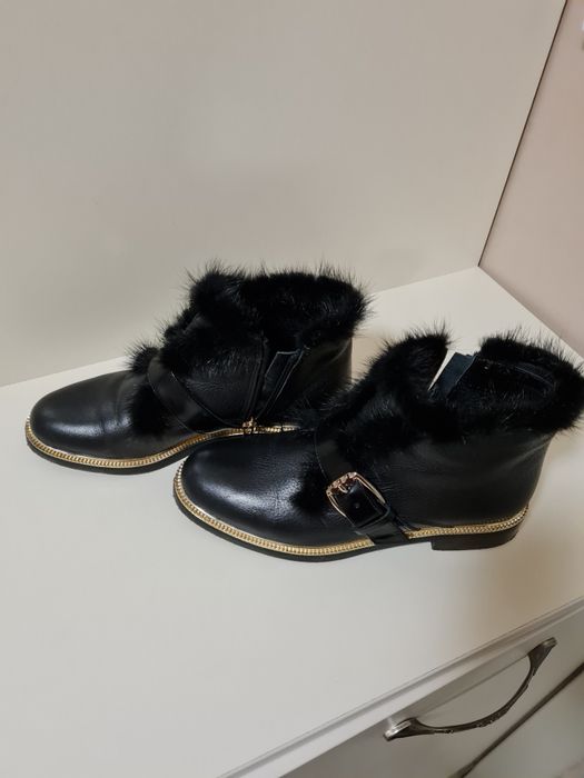 Боти от естествена кожа на GiAnni