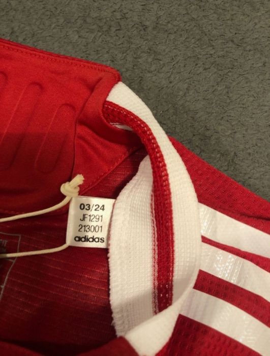 Mancheter United Home Authentic Jersey 2024/2025, размер М.