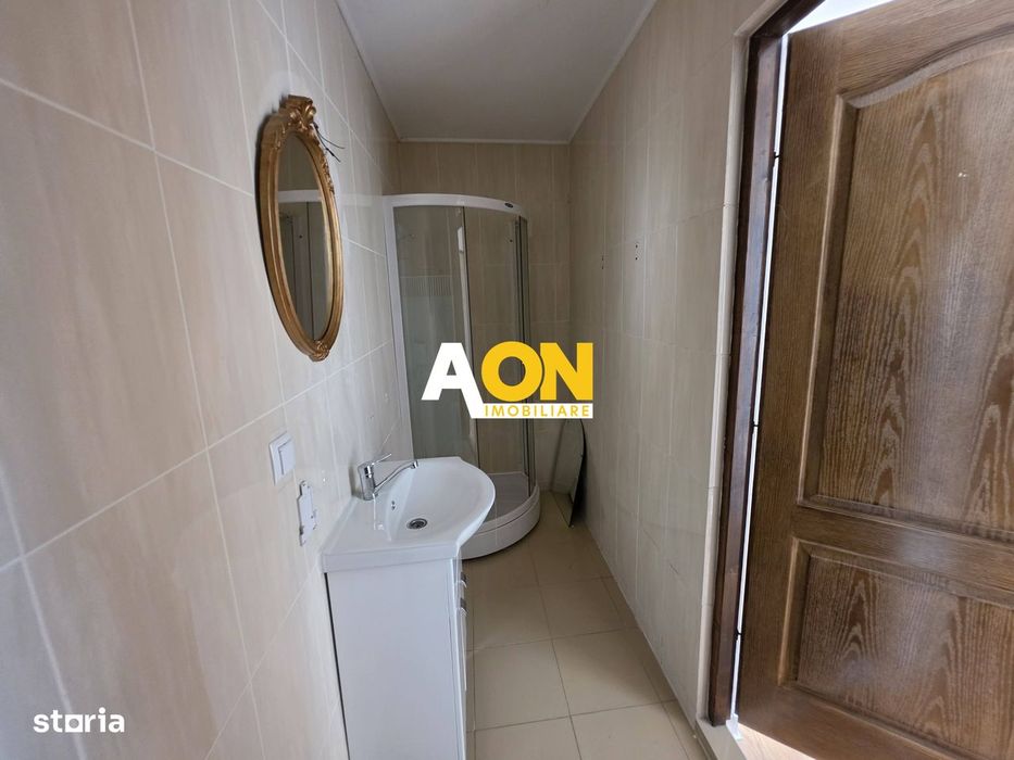 Apartament 5 camere, renovat, 68 mp utili + mansarda 52 mp,  Cetate