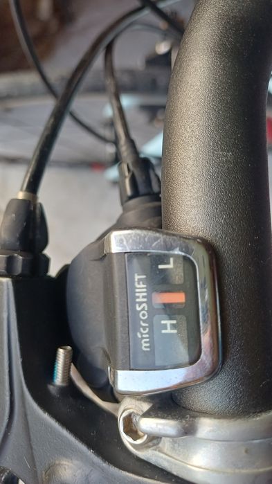 Bicicletă AVENUE – stare  bună, echipare Shimano GPS Tracker