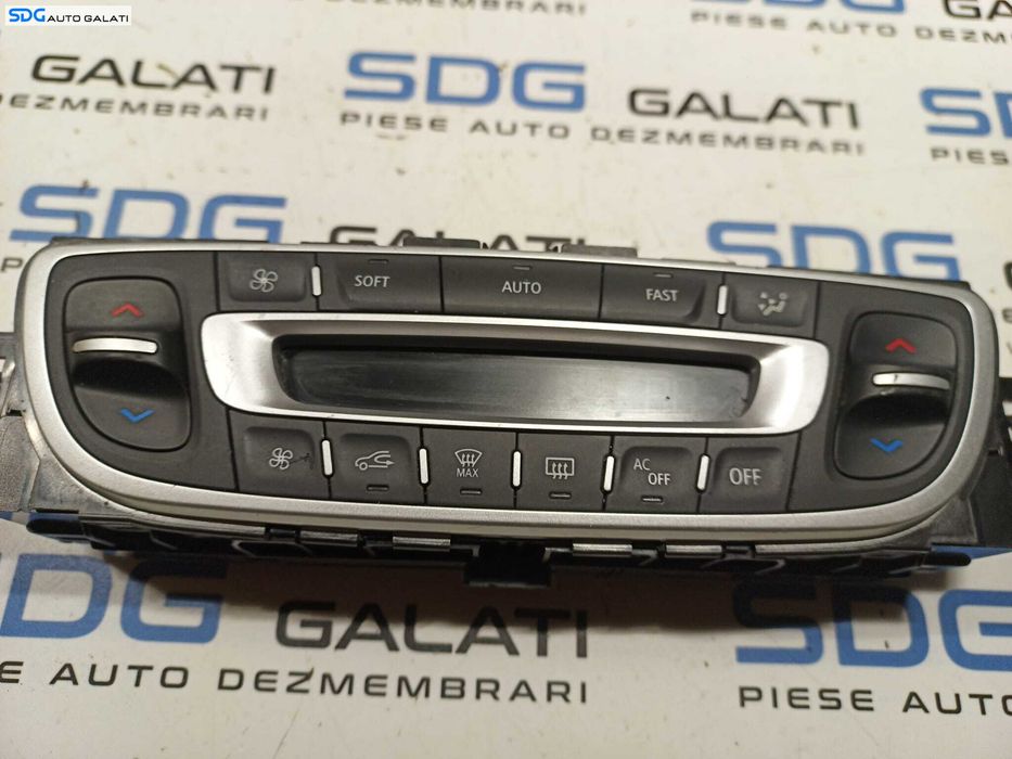 Panou Comanda AC Clima Climatronic Renault Megane 3 2008 - 2016 Cod 275100007R [L0877]