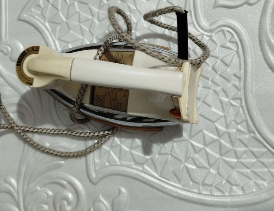 Sotiladi Dazmol elektr