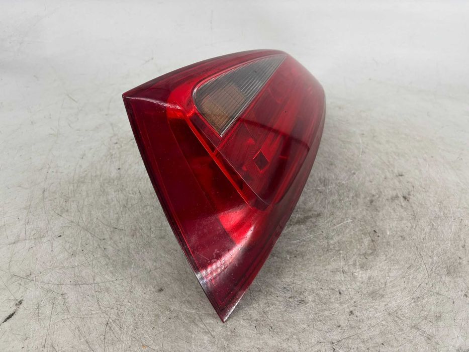 Stop stanga/dreapta Audi A1 an 2015