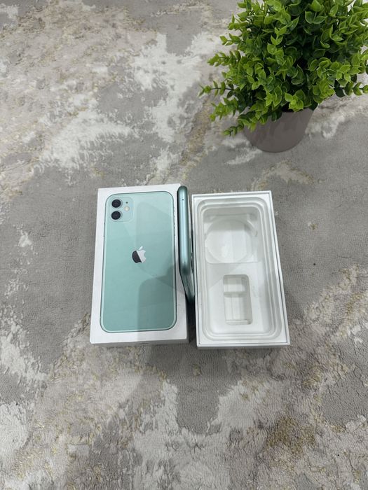 Продам iPhone 11 идеал