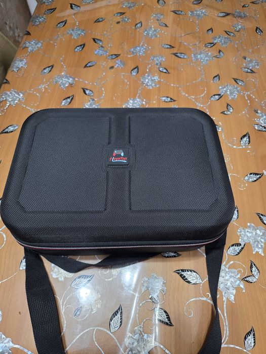 Vând Nintendo Switch 2 cu 3 jocuri