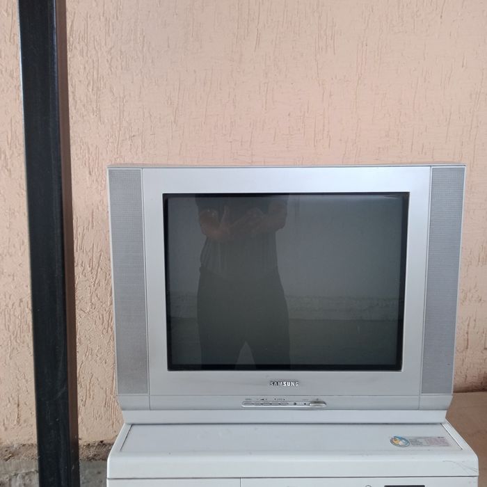 Телевизор Самсунг