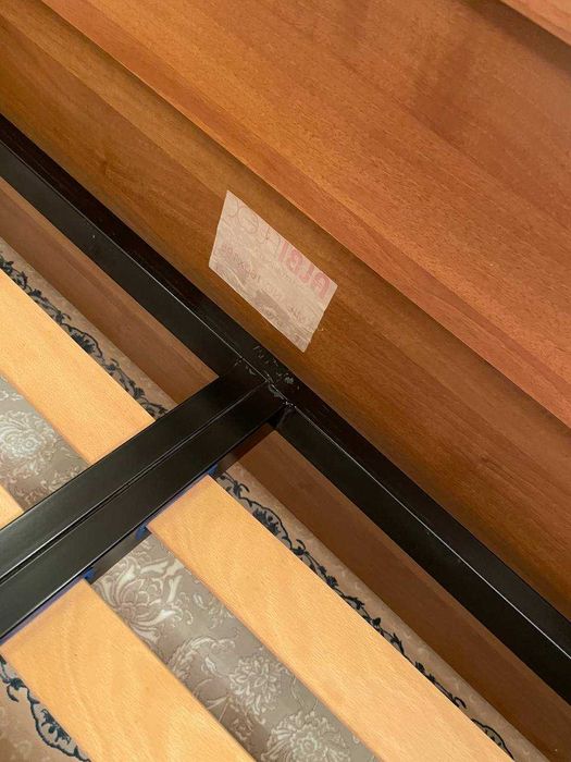 Italia mebel juda sifatli ishlangan yengi