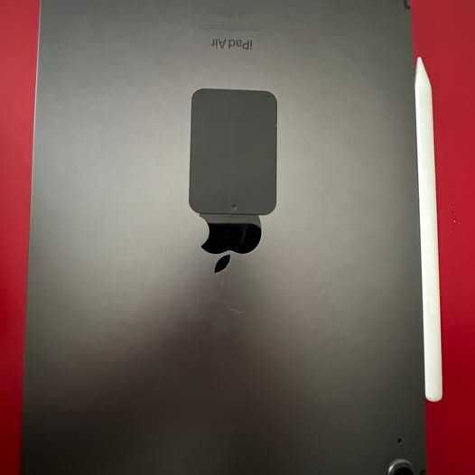 Apple iPad Air 5th Gen 256GB with Keyboard Case & Apple Pencil