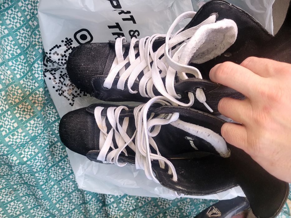 Коньки хокейные коньки