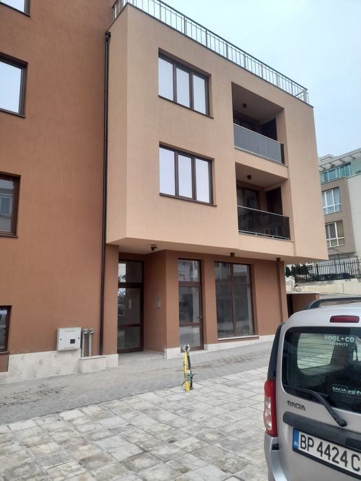 Магазин кв.Карпузица 173 квм