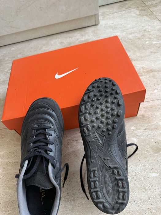 Детски стоножки Mizuno Morelia Sala Pro TF