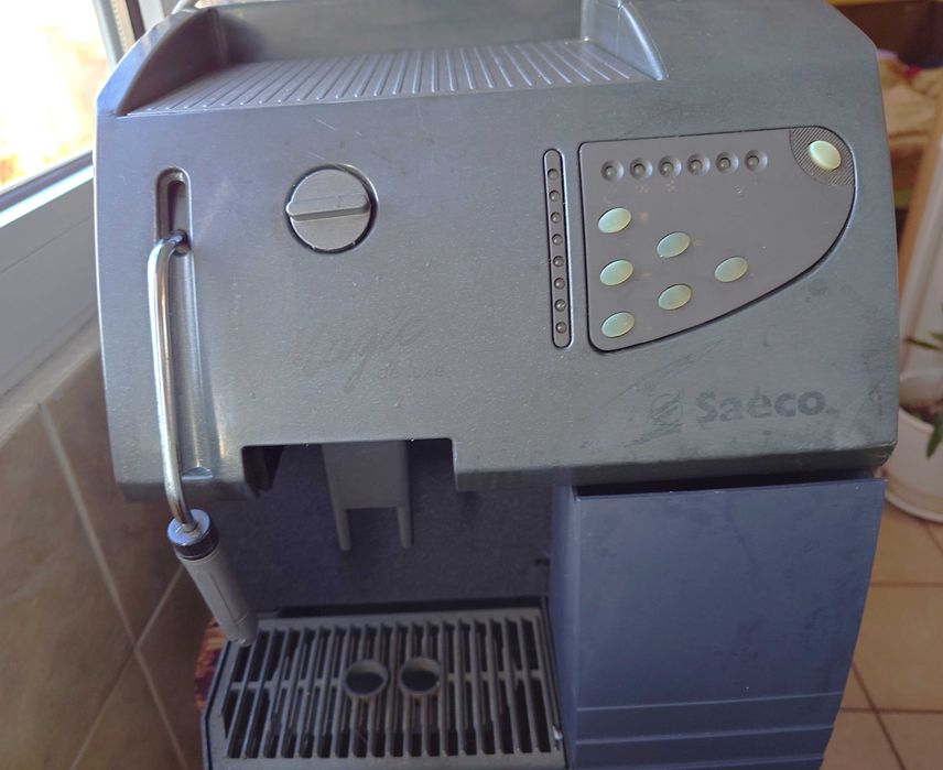 Кафеавтомат Saeco Magic de lux