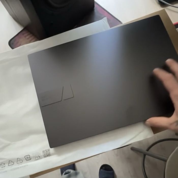 Asus VivoBook 16x intel core i7