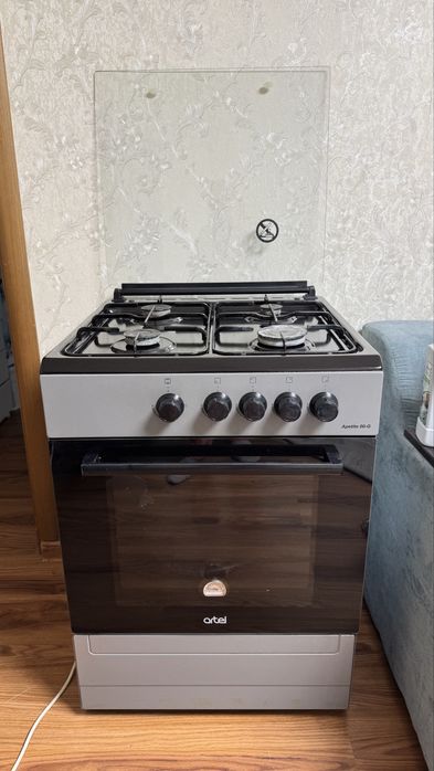 Газовая плита в отличном состояний