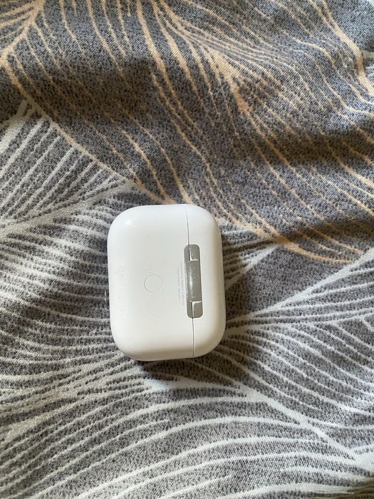 Срочно продам Airpods Pro