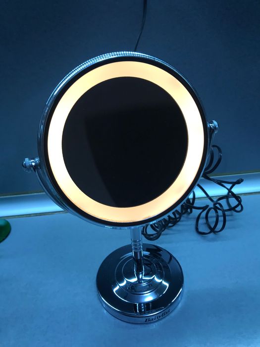 LED огледало увеличаващо