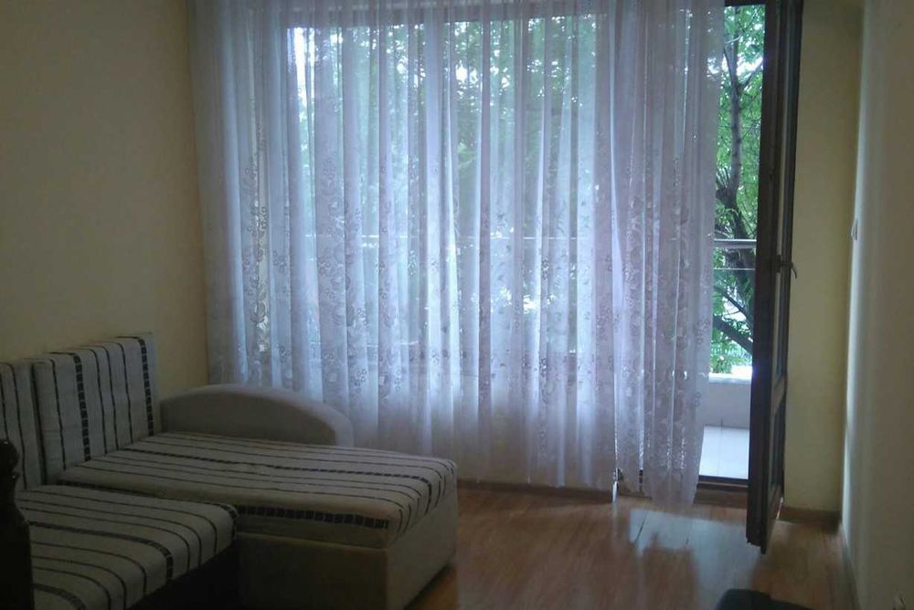 Дава се под наем Двустаен апартамент в Пловдив, Гагарин - 60 кв.м за 289.17 € - Снимка #1