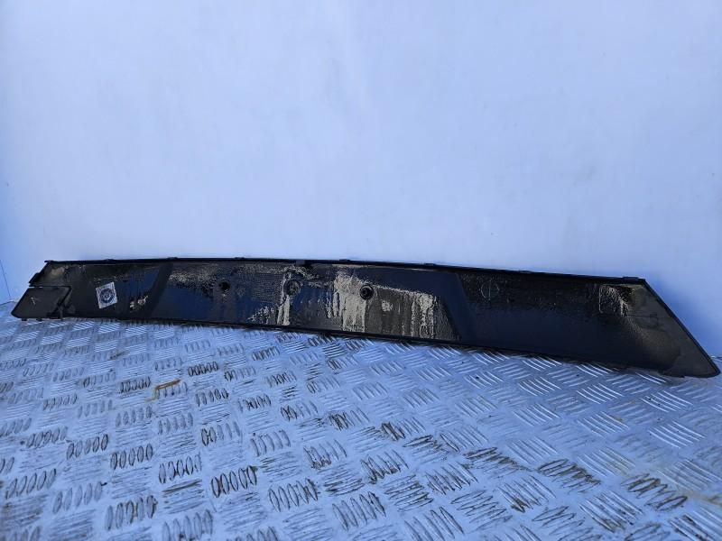 Suport numar bara fata bandou cu capac cârlig tractare Opel Astra J F