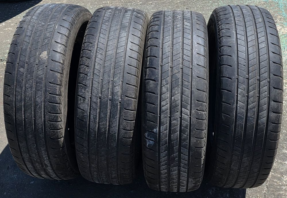 225/65 R17 Bridgestone Turanza
