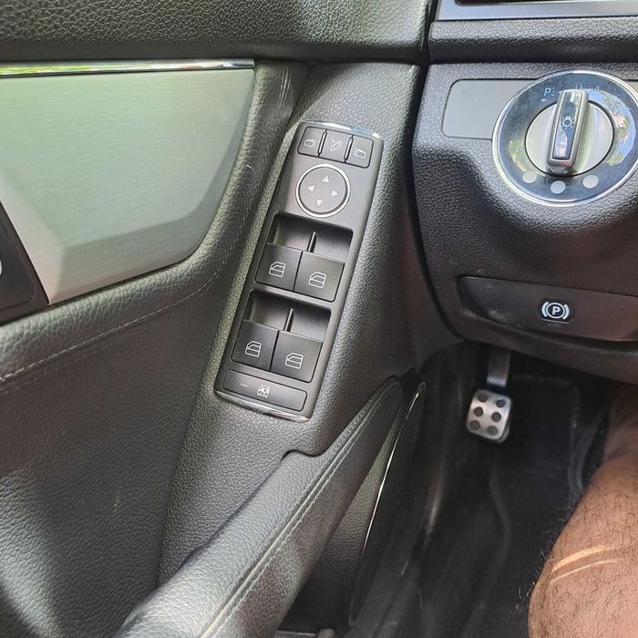 Mercedes Benz C220