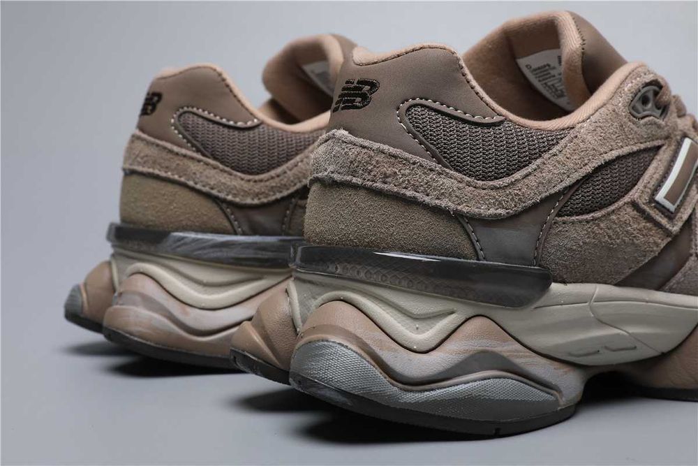 New Balance 9060 Mushroom 37, 39.5