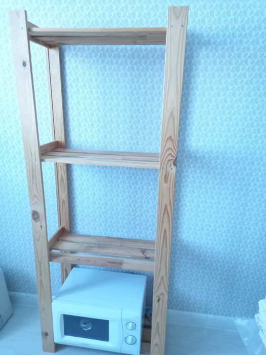 Деревянная полка